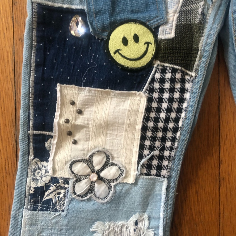 Urban outfitters Embroidered Light Blue Jeans - Picture 3 of 11